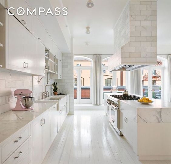 Gwyneth Paltrow's Homes 16 GP NYC Kit 2