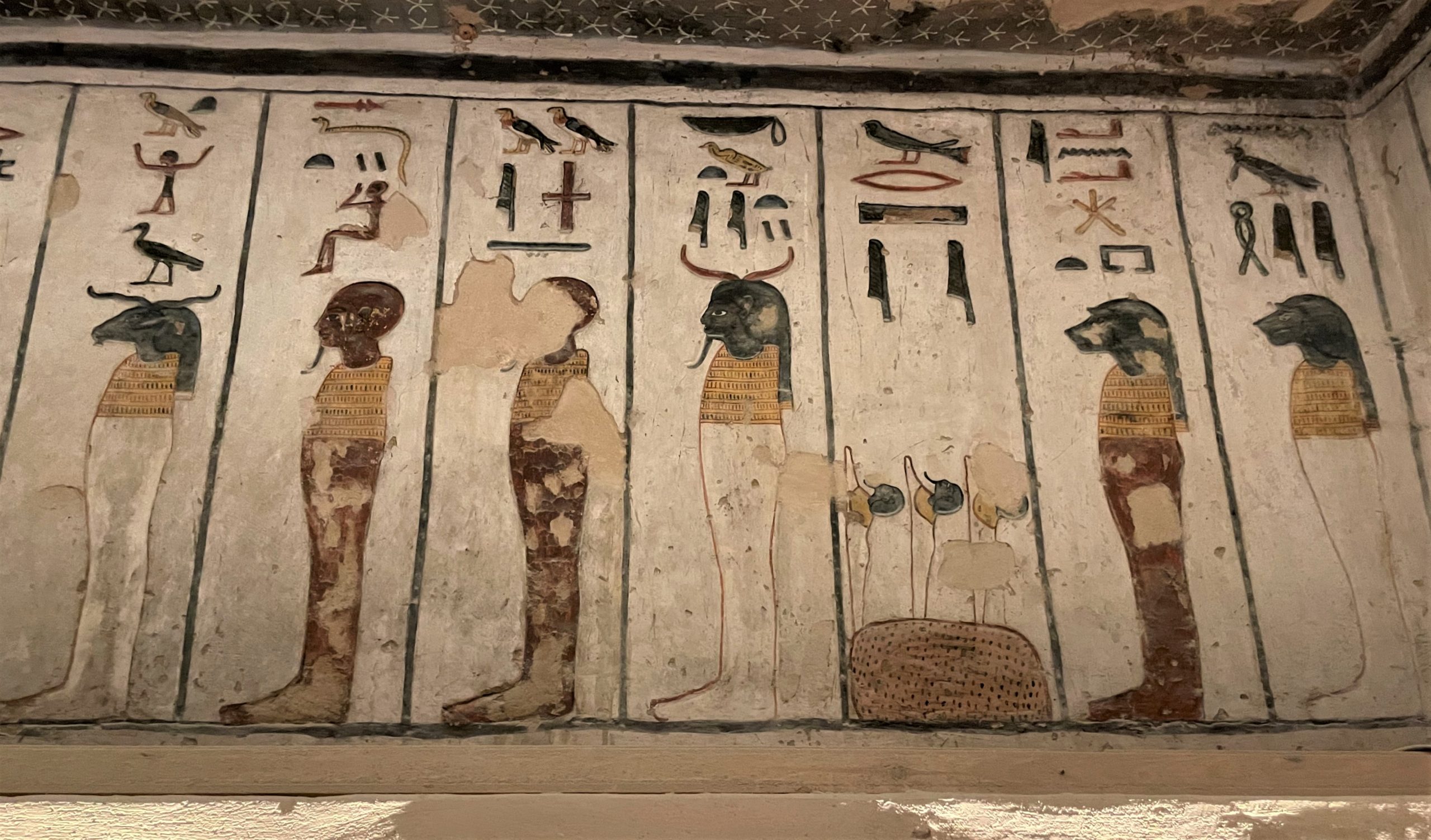 Egyptian: Art as Interior Inspiration 6 V of the kings 19 scaled
