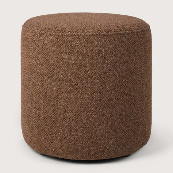 Ottomans and Footstools 11 22ec4a457f412917a26a47f96f62f677